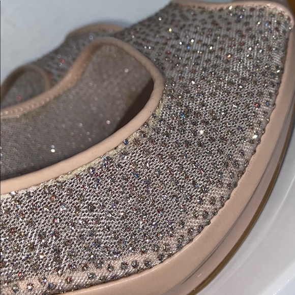 Nine West Nude Pumps - Picture 5 of 7